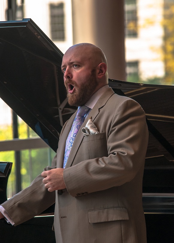 Robert Pomakov - Tim Flynn