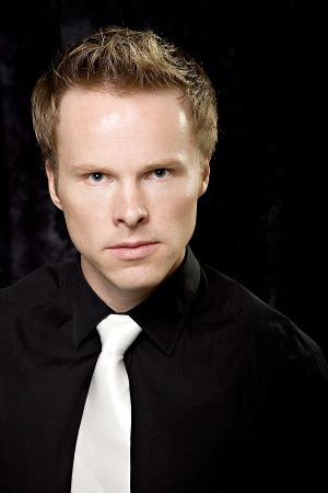 Colin_Ainsworth_Headshot2