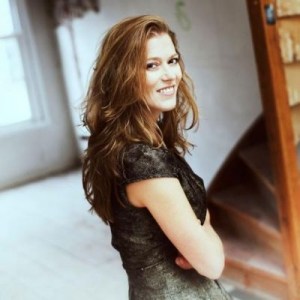 1097-4243-Barbara-Hannigan-High-Res-7---credit-Elmer-de-Haas