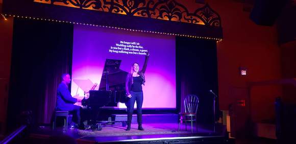 received_2303830709872932