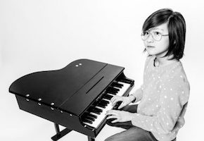 Soundstreams2021promo-photobyDahliaKatz-0960_back-cover-1-380x260