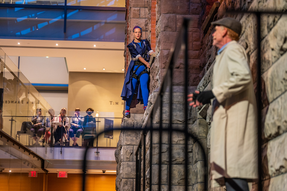 *Lauren Pearl and Roger Honeywell _ Gould_s Wall _ Tapestry Opera _ Photo by Dahlia Katz(3)