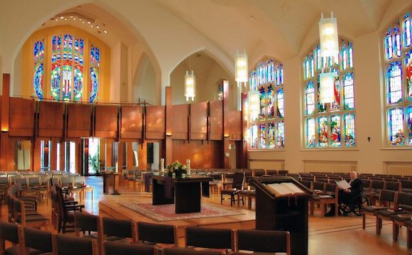 Sanctuary-in-the-round-768x476