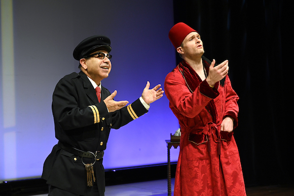 Silva as Frosch, Scott Rumble as Alfred