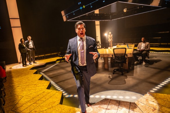 CrowsTheatre_TheMasterPlan-photobyDahliaKatz-6178