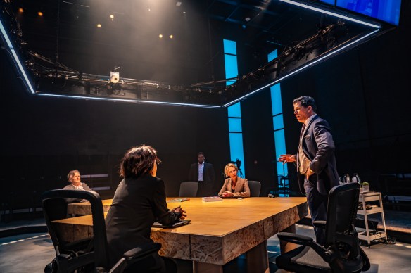 CrowsTheatre_TheMasterPlan-photobyDahliaKatz-7027