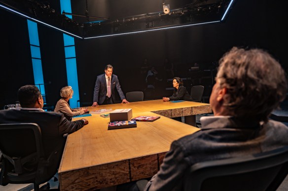 CrowsTheatre_TheMasterPlan-photobyDahliaKatz-7058