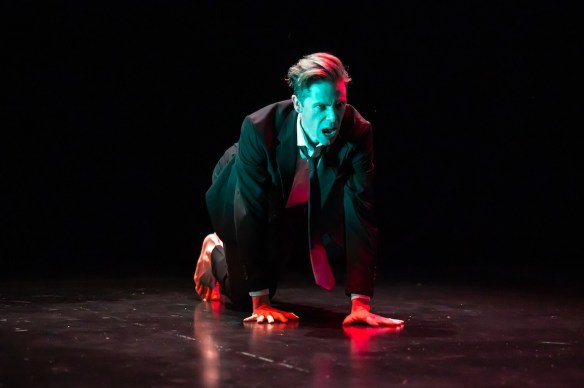 HereLiesHenry-photobyDahliaKatz-156