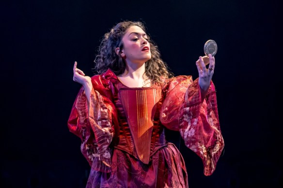 1 Rose Napoli in Mad Madge - Photo by Dahlia Katz