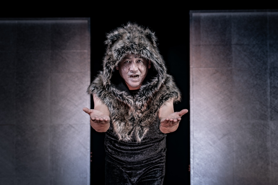 Kohey Nakadachi in Mukashi, Mukashi_CORPUS_photo by Yoshikazu Inoue