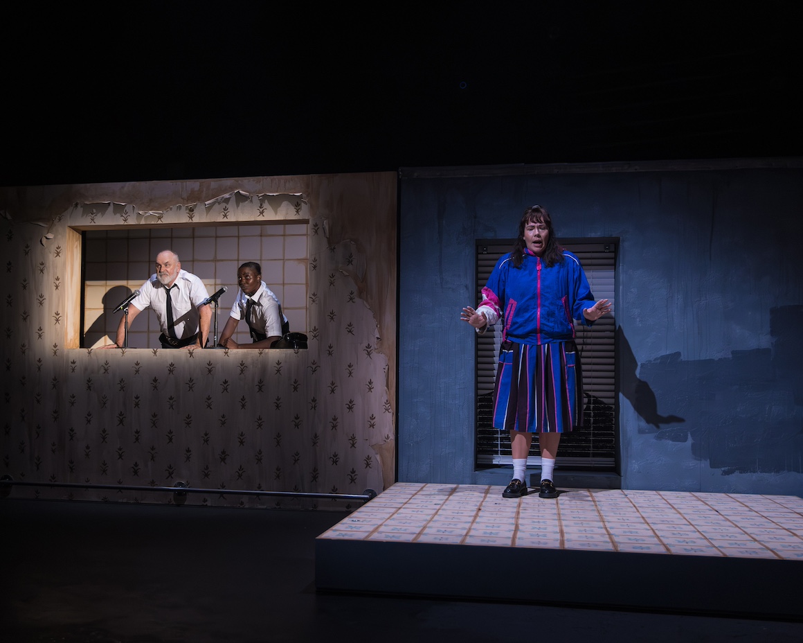 Roberto Zucco_photo of Daniel MacIvor, Oyin Oladejo, and Samantha Brown by Jeremy Mimnagh_set and costume by Michelle Tracey, lighting by Logan Raju Cracknell